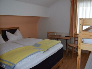 Vierbettzimmer
