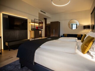 HBS_ZIMMER_326_178
