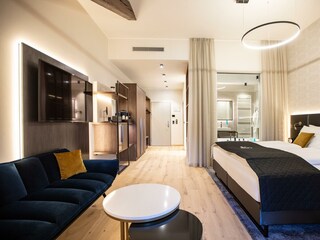 HBS_ZIMMER_329_200