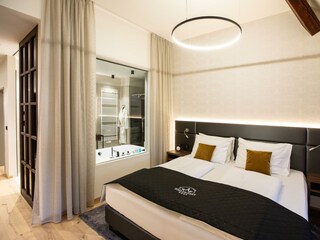 SUITE2