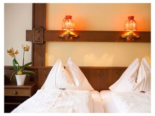 Doppelbettzimmer Zimmernummer 5 (Bild 2)