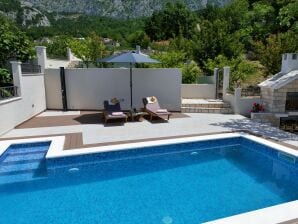 Holiday house Villa Silencio with pool - Tucepi - image1