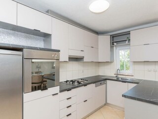 Ferienhaus Lokvičići Ausstattung 24