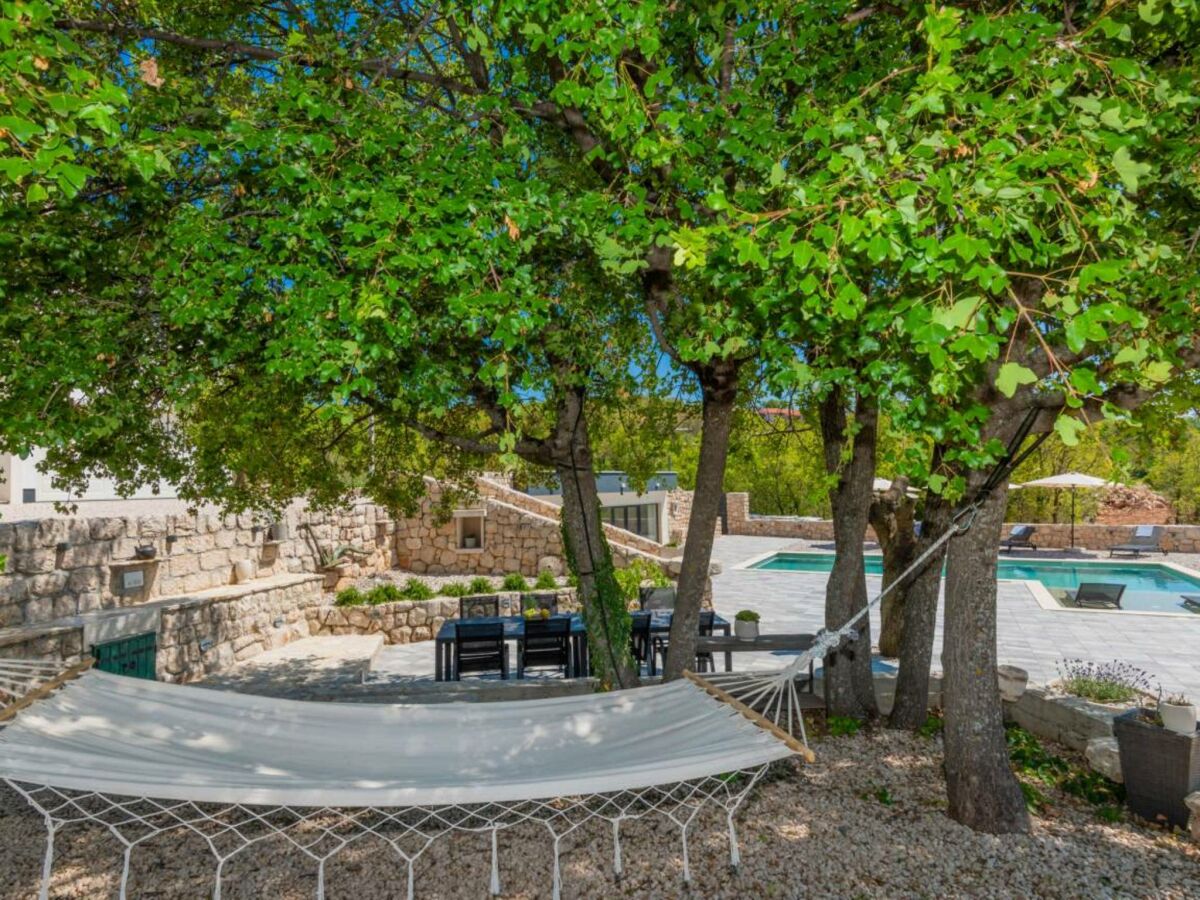 Holiday house Home with heated saltwater pool - Outdoor photo 7