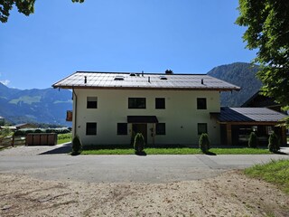 Nordansicht mit Hauseingang