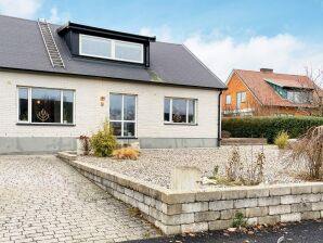 4 Sterne Ferienhaus in TRELLEBORG - Anderslöv - image1