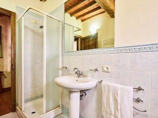 Villa Cavriglia Features 24