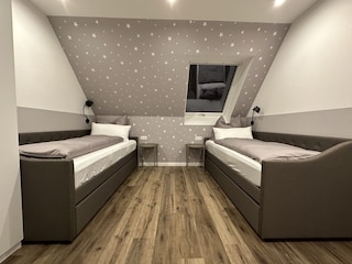 Schlafzimmer Außenjalousie