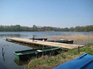 Unser Boot  mit  Cora  am Flachsee