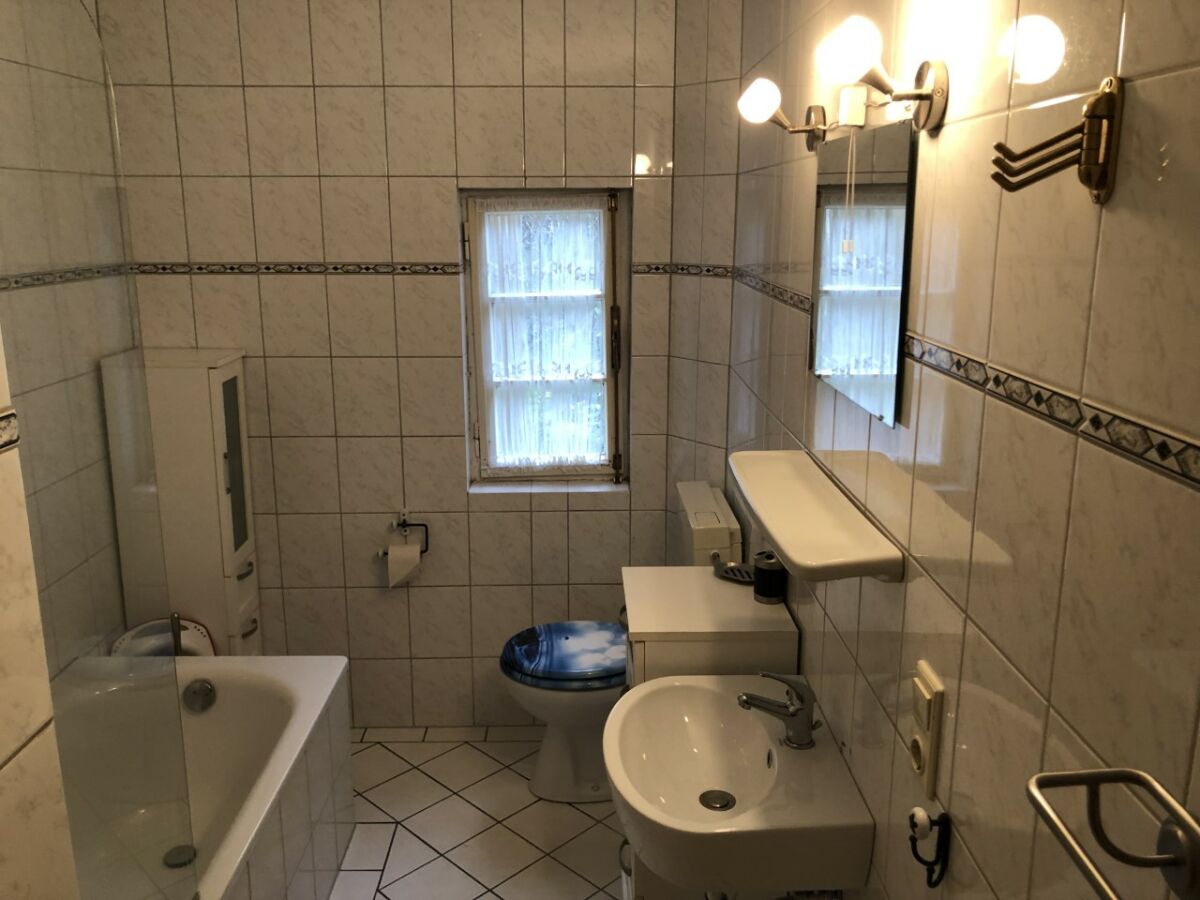 Badezimmer 1