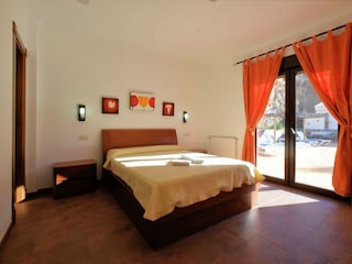 Holiday house Sayalonga Features 28