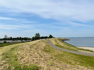 Ferienhaus Sint-Maartensdijk Umgebung 32