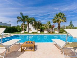 Holiday house Villa with swimming pool - San Vito dei Normanni - image1