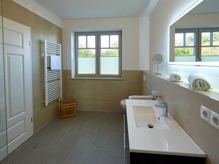 Bad im Erdgeschoss