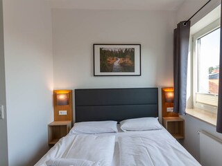 Schlafzimmer 4