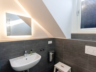 Badezimmer 2