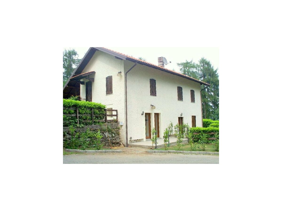 Casa vacanze Cambiasca Registrazione all'aperto 1