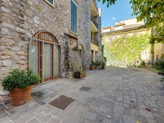 Apartment Torri del Benaco Environment 17