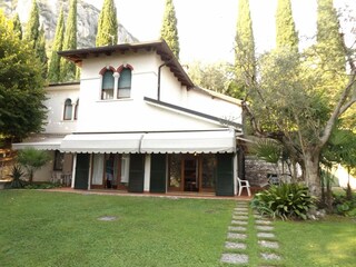 Villa Costermano Buitenaudio-opname 8