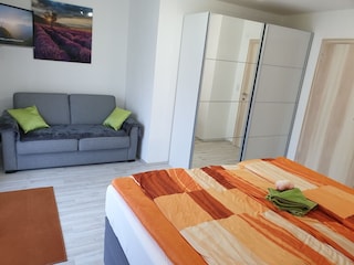 2- Bettzimmer mit Schlafsofa