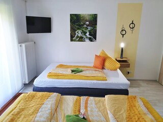 3-Bettzimmer mit Boxspringbett