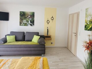 Doppelbett mit Schlafsofa ausziehbar