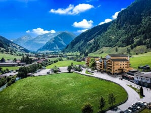 Ferienpark Große Wohnung mit Balkon, direkt an der Skipiste - Rauris - image1