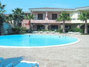 Holiday park Residence with shared pool in Palau - Palau - image1