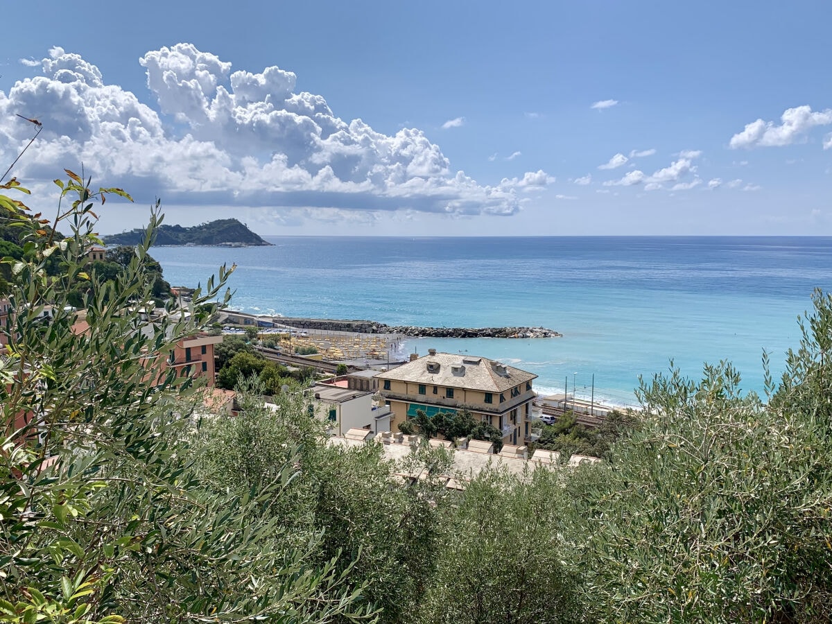 Casa_Liguria_Panoramablick_Cavi di Lavagna