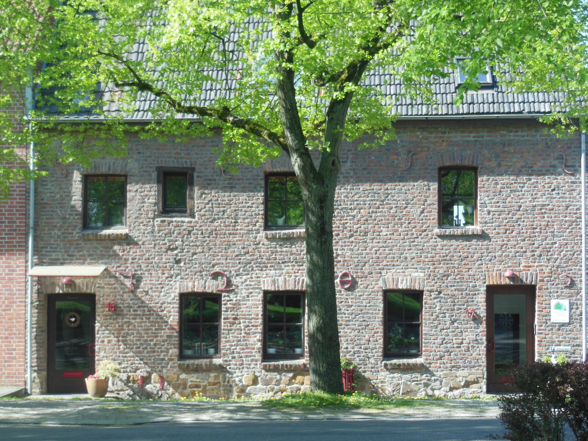 Holiday House Aachen Ferien Wuerselen Company Ferienhauser