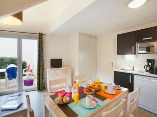 Apartment Brem-sur-Mer Features 22