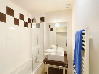 Apartment Brem-sur-Mer Features 33