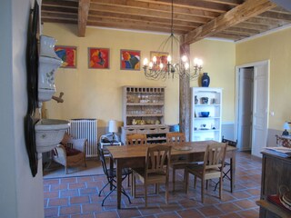 Dining room, looking from the kitchen