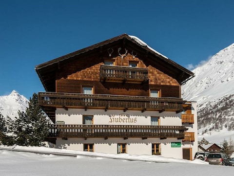 Apartment Zeinis