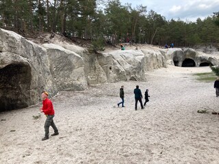 Sandsteinhöhlen unterhalb der Festung Regenstein