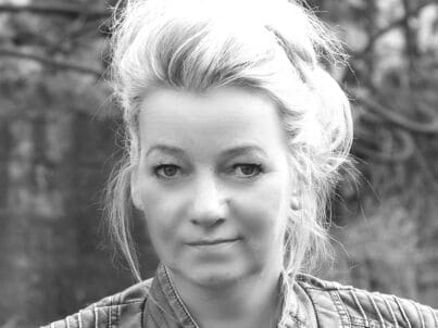Frau Manuela Pahl