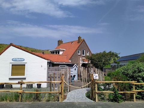 Ferienhaus d'Oghest (20 m vom Strandeingang)