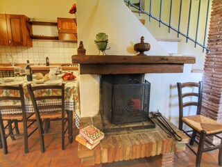 Farmhouse Proceno Features 25