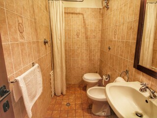 Farmhouse Proceno Features 32