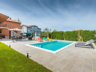 Schwimmbad, Liegestühle