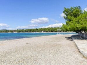 Holiday park Apartments Fortuna in Pirovac, close to the seabeach - Pirovac - image1