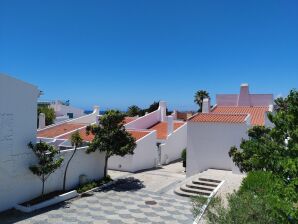 Holiday house Townhouse with terrace within a holiday complex, Alvor - Alvor - image1