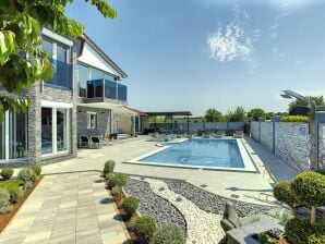 Modern villa in Fažana with private pool - Fažana - image1