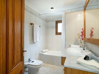 Villa Pollensa Features 20