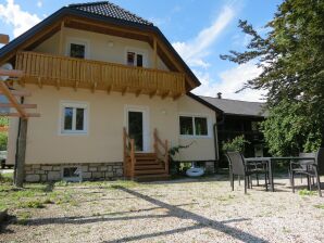 Hübsches Ferienhaus in Bodensdorf am Ossiacher See - Bodensdorf - image1