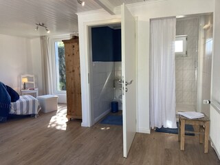 Studio mit Dusche und WC