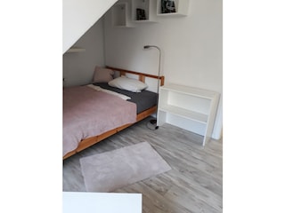 Schlafzimmer 140x200