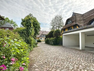 Carport mit Stellplatz für 1x PKW