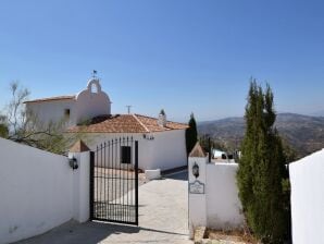 Holiday house Mountain-view Holiday Home in Almogía - Almogía - image1