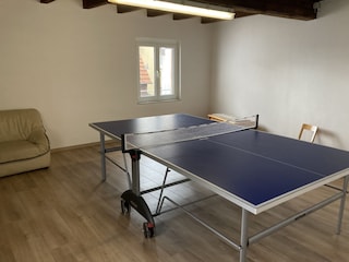 Tischtennisraum im Nebengebäude